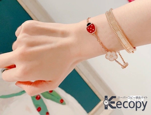 スタイリッシュ ヴァン クリーフ＆アーペル ブレスレット 装いを華やかに 最高級コピー 861 画像 2