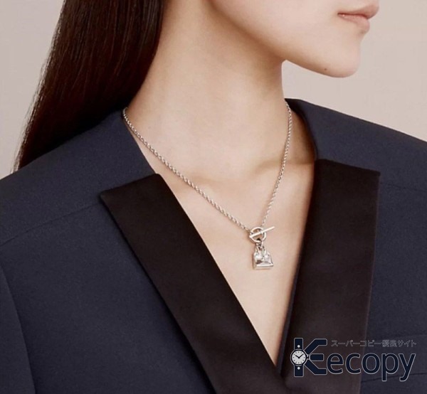コーデの主役 エルメス ネックレス 上品な輝き 激安コピー 1643 画像 3