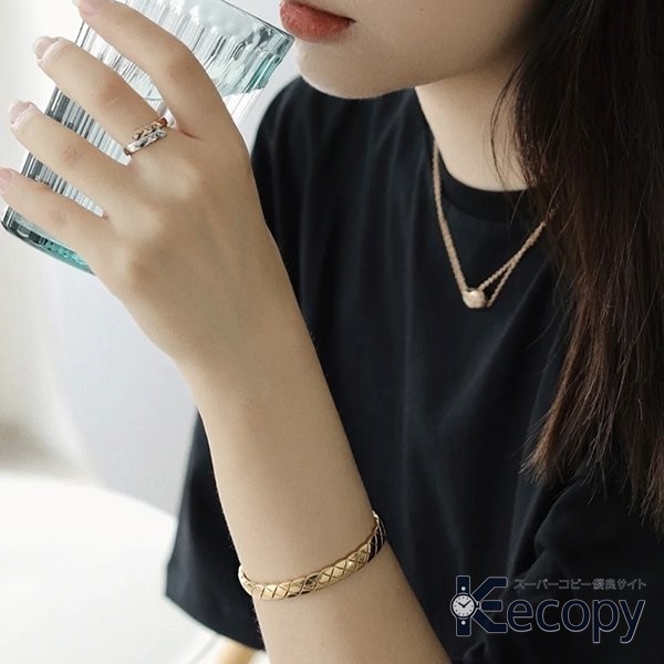ギフトにも人気 シャネル ブレスレット さりげない存在感 最高級コピー 235 画像 2