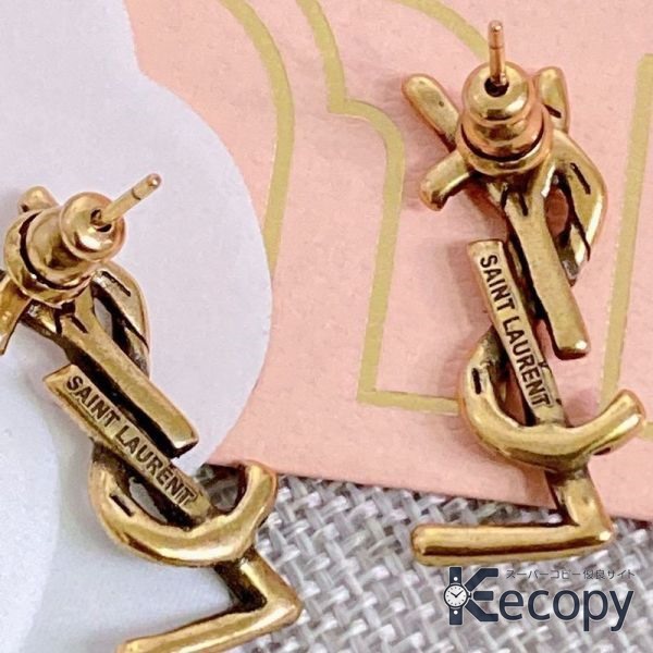 注目モデル サンローラン アクセサリー 装いを華やかに 偽物 人気 19 画像 3