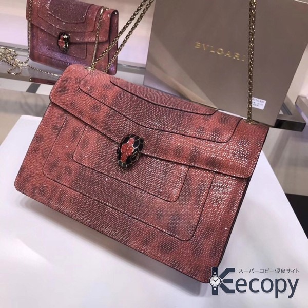 コーデの主役 ブルガリ バッグ コーデを格上げ コピー N級品 1861 画像 3