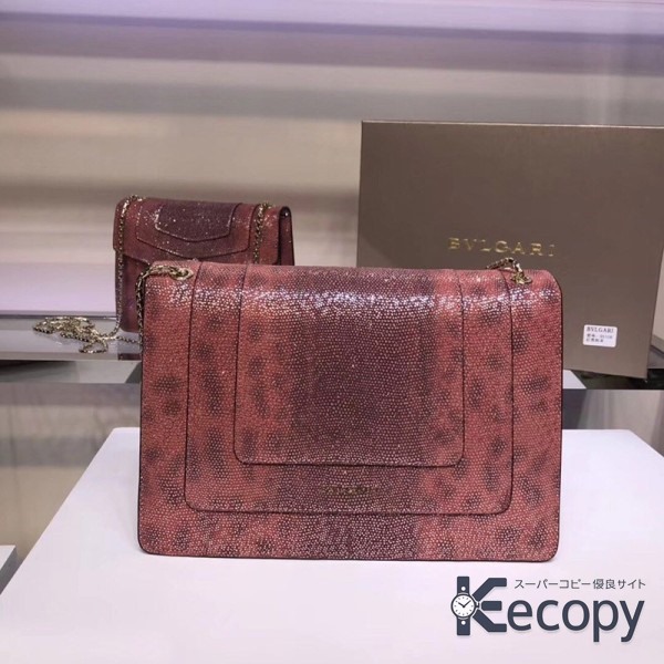 コーデの主役 ブルガリ バッグ コーデを格上げ コピー N級品 1861 画像 5