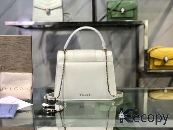シンプルで上品 ブルガリ バッグ 毎日に合わせやすい スーパーコピー 送料無料 1896 画像 3