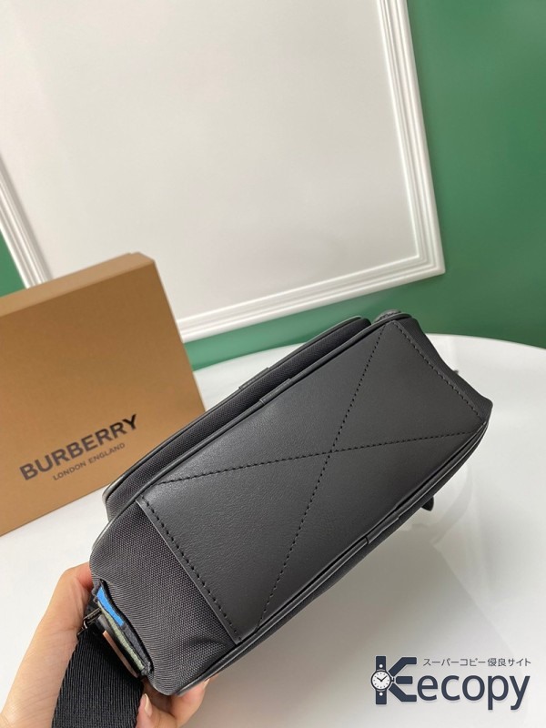 スタイリッシュ バーバリー ショルダーバッグ 実用的なデザイン コピー N級品 1334 画像 7