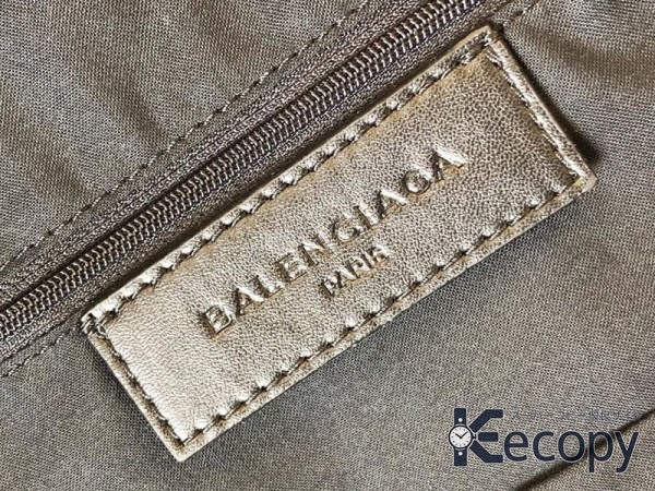 使いやすさ抜群 バレンシアガ リュック 実用的なデザイン 偽物 人気 1555 画像 9