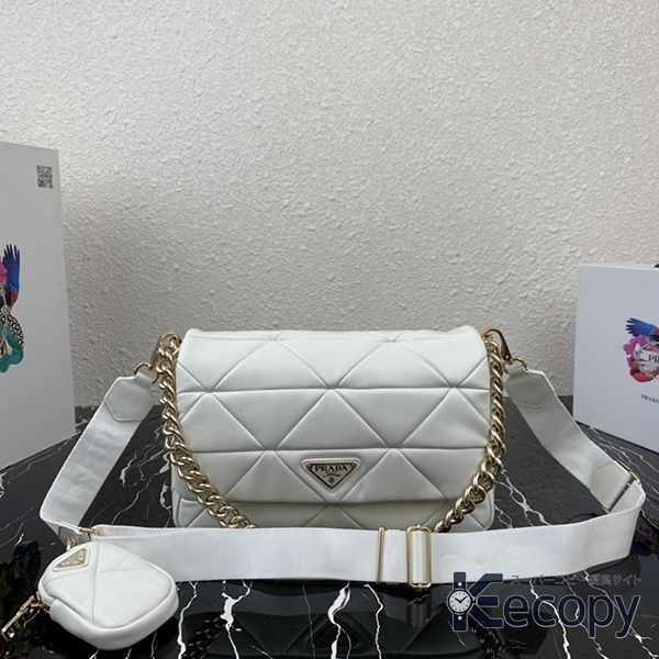 上品な逸品 プラダ ショルダーバッグ 収納力と上品さを両立 N級品 通販 1794
