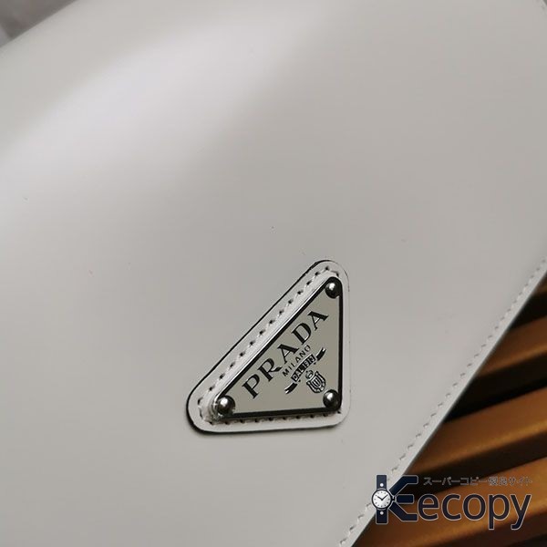 シンプルで上品 プラダ ショルダーバッグ 高級感のある仕上がり N級品 通販 1830 画像 6