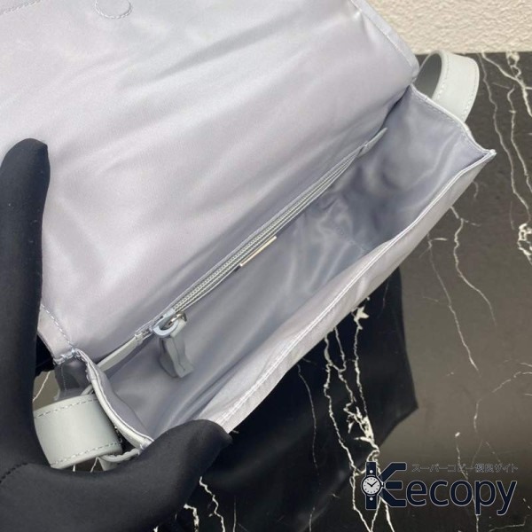 上品な逸品 プラダ ショルダーバッグ 収納力と上品さを両立 スーパーコピー 送料無料 1835 画像 7
