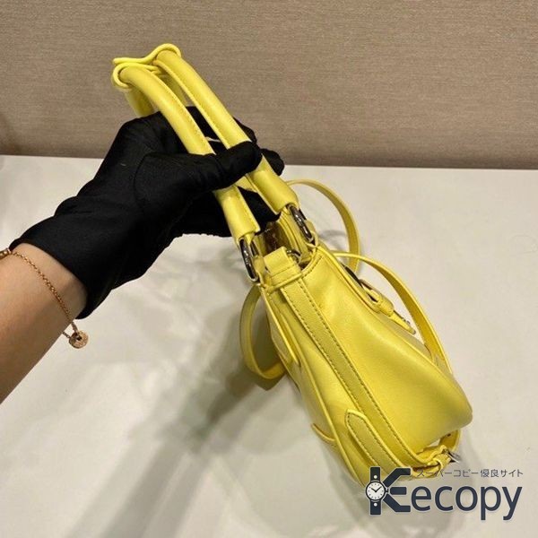 シンプルで上品 プラダ ハンドバッグ 収納力と上品さを両立 最高級コピー 1601 画像 2