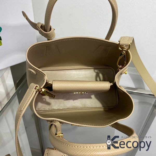 洗練デザイン プラダ トートバッグ 収納力と上品さを両立 コピー N級品 1695 画像 11