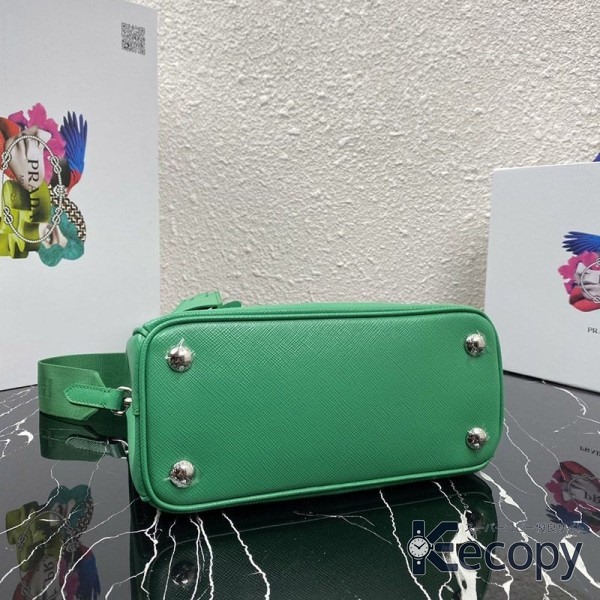 上品な逸品 プラダ トートバッグ 毎日に合わせやすい 偽物 人気 1715 画像 4