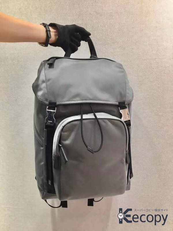使いやすさ抜群 プラダ リュック 毎日に合わせやすい 格安コピー 1744 画像 2