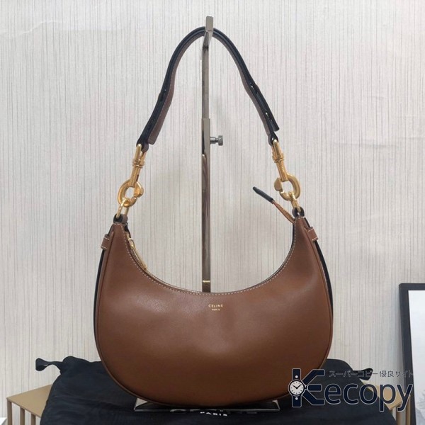 上品な逸品 セリーヌ ショルダーバッグ 毎日に合わせやすい N級品 通販 3276