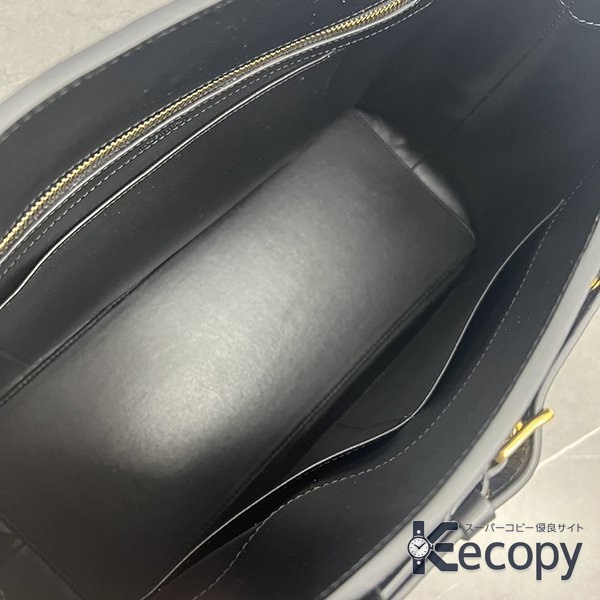 おすすめ セリーヌ ハンドバッグ 収納力と上品さを両立 スーパーコピー 2983 画像 5