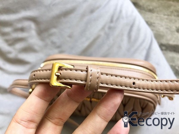 人気モデル ミュウミュウ ショルダー 高級感のある仕上がり N級品 通販 4629 画像 8