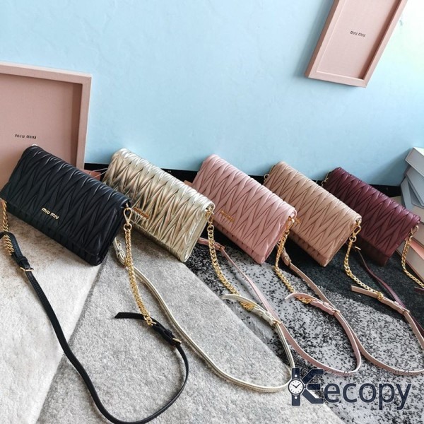 使いやすさ抜群 ミュウミュウ ショルダー 持ち歩きやすいフォルム N級品 通販 4655 画像 10