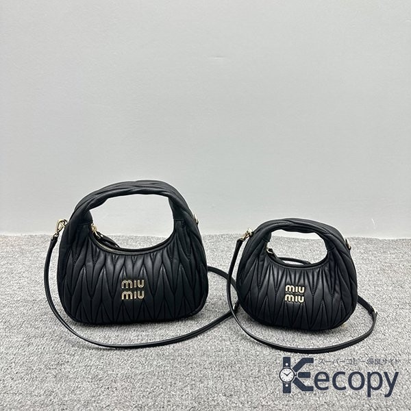 定番人気 ミュウミュウ トートバッグ 毎日に合わせやすい N級品 通販 4584