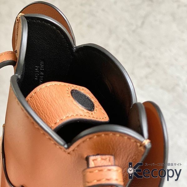 こだわり仕様 ロエベ ショルダーバッグ 高級感のある仕上がり 格安コピー 4913 画像 5