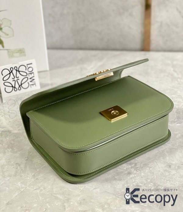 上品な逸品 ロエベ ショルダーバッグ 実用的なデザイン 偽物 人気 4968 画像 11
