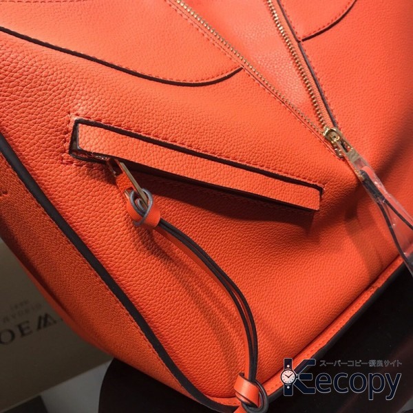 コーデの主役 ロエベ ハンドバッグ 収納力と上品さを両立 N級品 通販 4806 画像 5