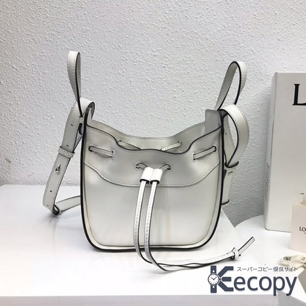 上品な逸品 ロエベ ハンドバッグ 収納力と上品さを両立 N級品 通販 4834 画像 5