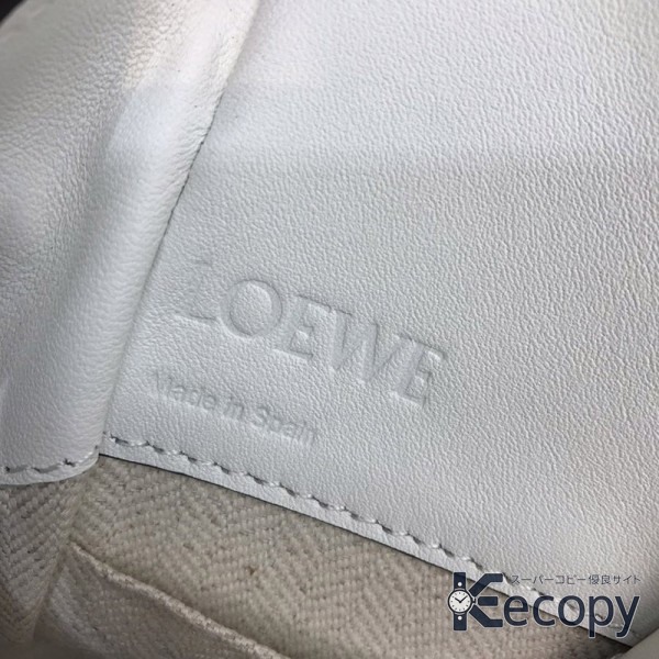 上品な逸品 ロエベ ハンドバッグ 収納力と上品さを両立 N級品 通販 4834 画像 9