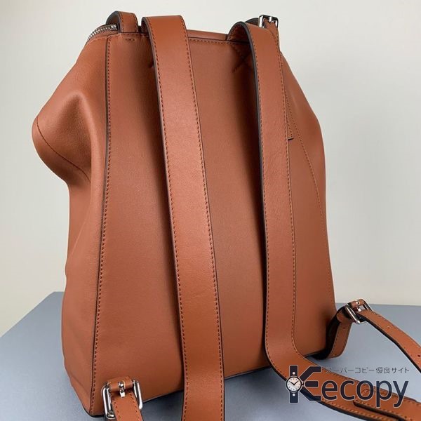 新作 ロエベ リュック コーデを格上げ N級品 通販 4890 画像 4