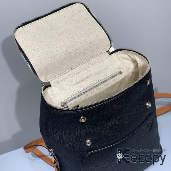 シンプルで上品 ロエベ リュック 収納力と上品さを両立 スーパーコピー 送料無料 4887 画像 5