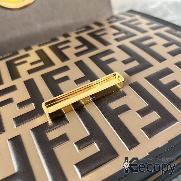 定番人気 フェンディ ショルダーバッグ コーデを格上げ N級品 通販 3589 画像 4