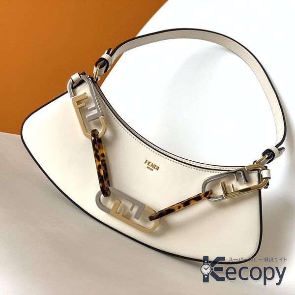 使いやすさ抜群 フェンディ ショルダーバッグ 収納力と上品さを両立 最高級コピー 3618