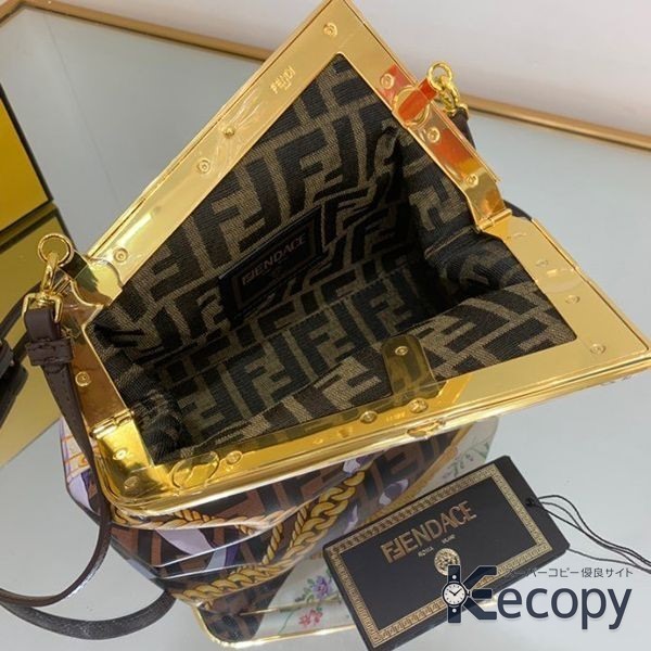 高級感あふれる フェンディ ショルダーバッグ 毎日に合わせやすい コピー N級品 3639 画像 5