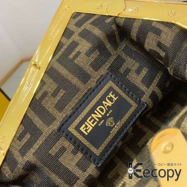 シンプルで上品 フェンディ ショルダーバッグ 毎日に合わせやすい 偽物 人気 3640 画像 8