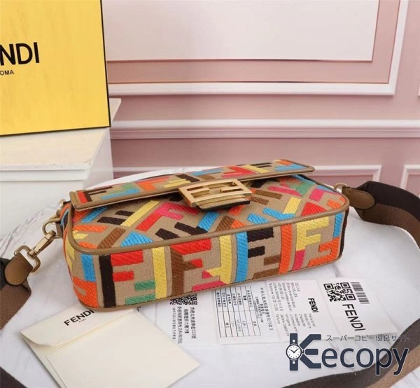 使いやすさ抜群 フェンディ ショルダーバッグ 毎日に合わせやすい コピー N級品 3654 画像 4