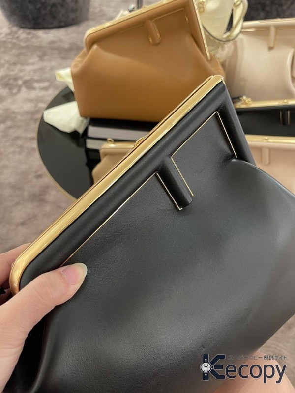 コーデの主役 フェンディ ショルダーバッグ 収納力と上品さを両立 コピー N級品 3660 画像 6