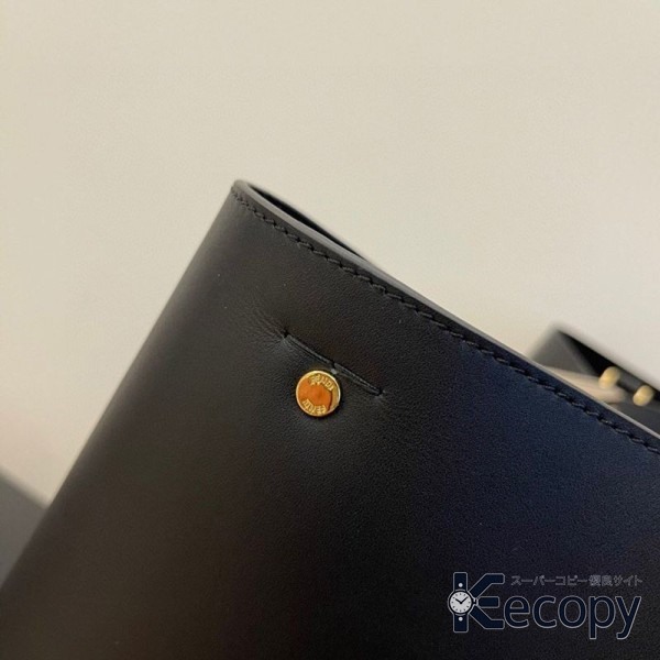 人気モデル フェンディ ハンドバッグ 収納力と上品さを両立 スーパーコピー 3424 画像 5