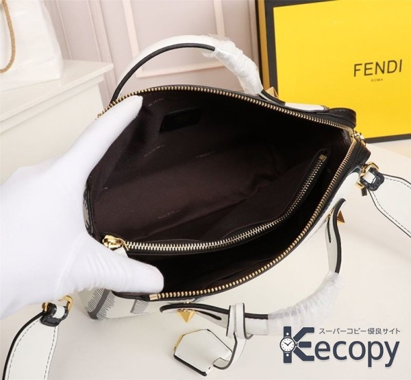 シンプルで上品 フェンディ ハンドバッグ 収納力と上品さを両立 コピー N級品 3431 画像 9
