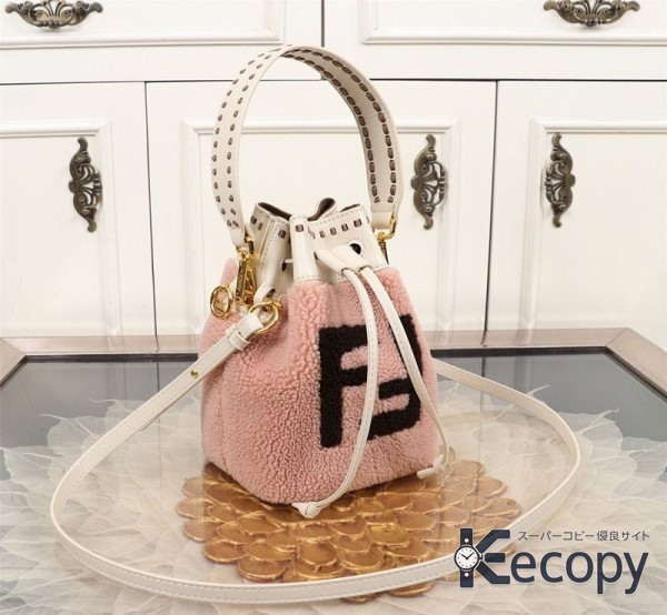 上品な逸品 フェンディ ハンドバッグ 高級感のある仕上がり 最高級コピー 3434 画像 4