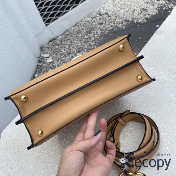 人気モデル フェンディ ハンドバッグ 収納力と上品さを両立 格安コピー 3455 画像 6