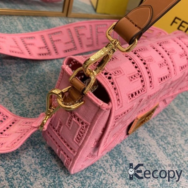 おすすめ フェンディ ハンドバッグ 収納力と上品さを両立 格安コピー 3483 画像 4