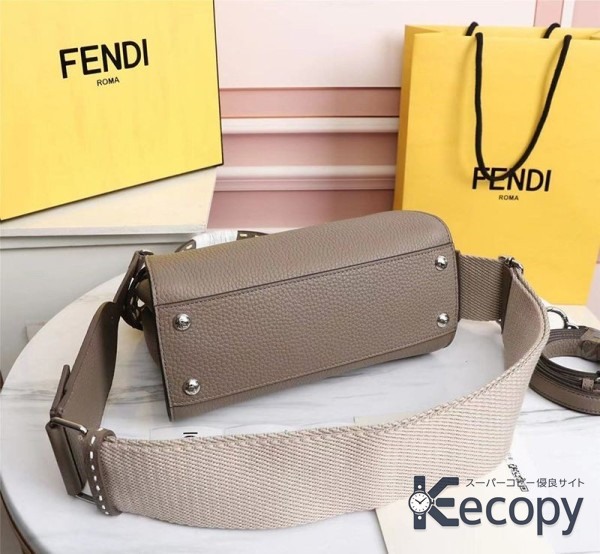 人気モデル フェンディ ハンドバッグ コーデを格上げ コピー N級品 3349 画像 4