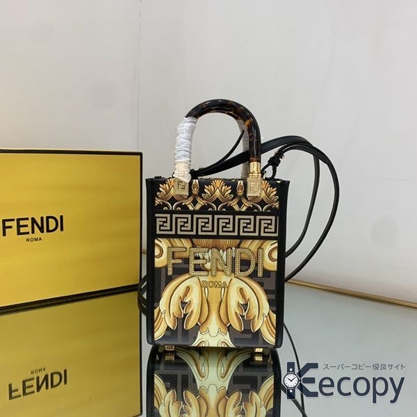 コーデの主役 フェンディ トートバッグ 高級感のある仕上がり コピー N級品 3535 おすすめN級品