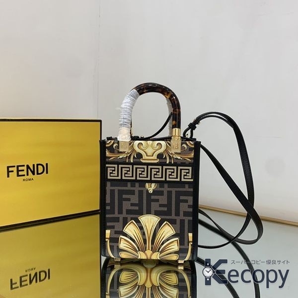 コーデの主役 フェンディ トートバッグ 高級感のある仕上がり コピー N級品 3535 画像 3