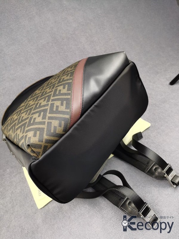 シンプルで上品 フェンディ リュック コーデを格上げ スーパーコピー 3577 画像 5
