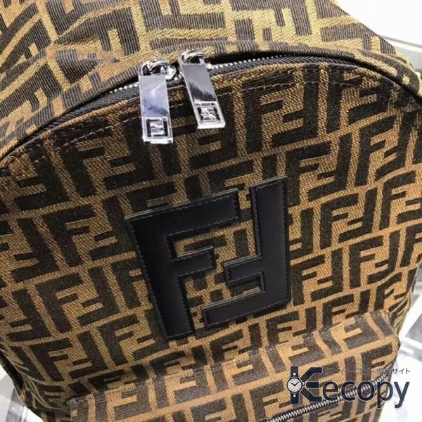注目モデル フェンディ リュック 収納力と上品さを両立 激安コピー 3578 画像 5
