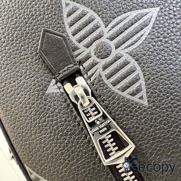 シンプルで上品 ルイ・ヴィトン リュック 収納力と上品さを両立 格安コピー 2401 画像 9