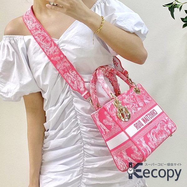 定番人気 ディオール ハンドバッグ 収納力と上品さを両立 偽物 人気 3776 画像 4
