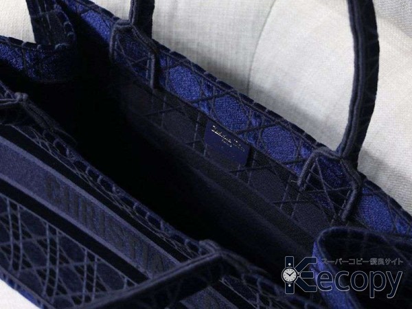 ギフトにも人気 ディオール トートバッグ 高級感のある仕上がり 偽物 人気 3992 画像 10