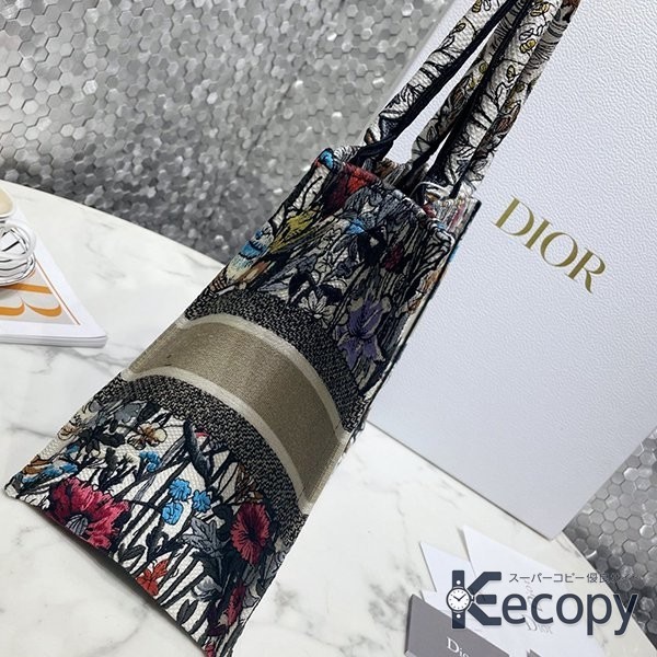 新作 ディオール トートバッグ コーデを格上げ 偽物 人気 3812 画像 9