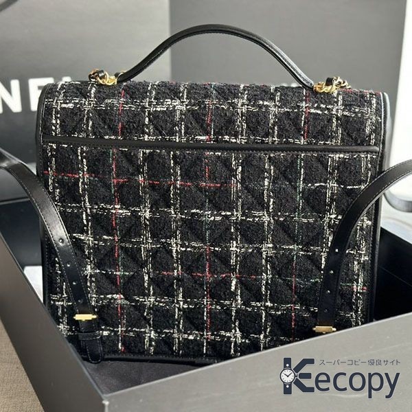 シンプルで上品 シャネル ハンドバッグ 収納力と上品さを両立 偽物 人気 1104 画像 5