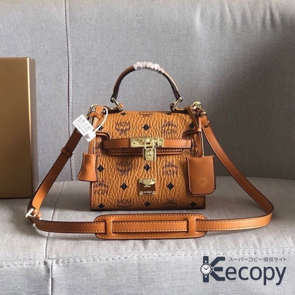 ギフトにも人気 MCM バッグ 実用的なデザイン スーパーコピー 593